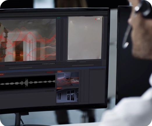 Hälytyskeskuspäivystäjä käyttämässä WifiVision-teknologiaa.
