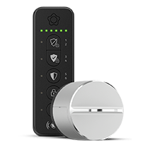 Lockguard-älylukko ja ulkonäppäimistö Verisuren hälytysjärjestelmään.